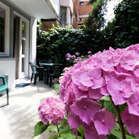 Toldy Apartment *