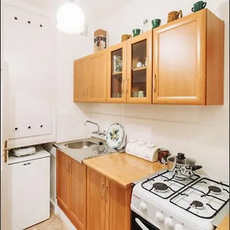 Toldy Apartment